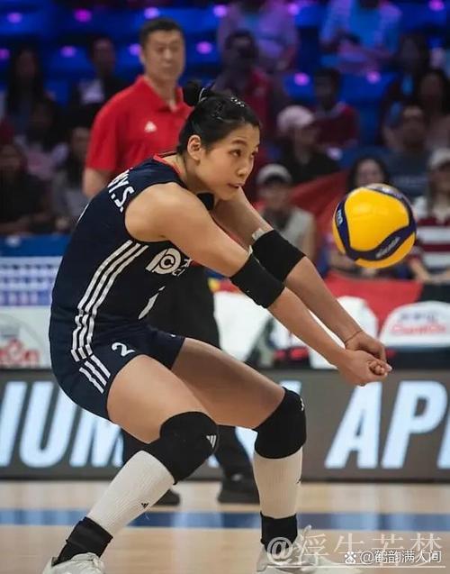 中国女排:考验中展现韧性,问题亦浮出水面 中国女排:考验中展现韧性,问题亦浮出水面